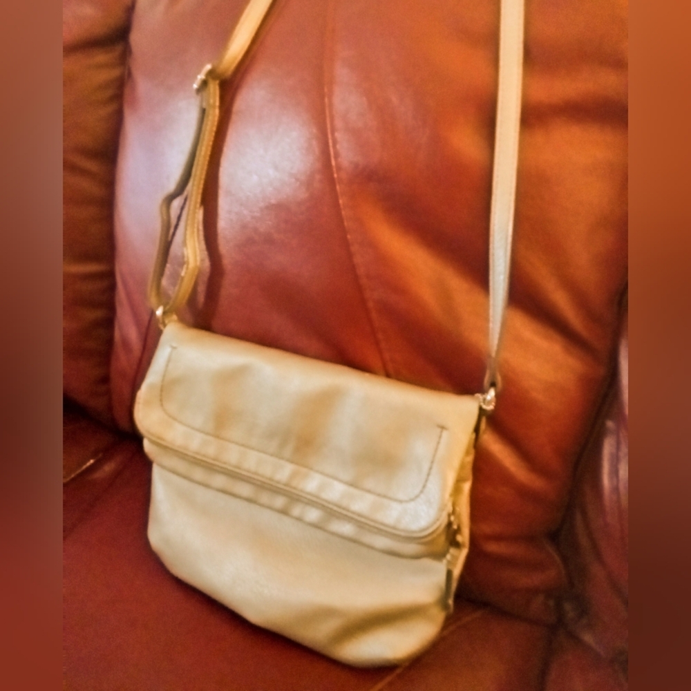 Relic Gold Metallic Crossbody Bag